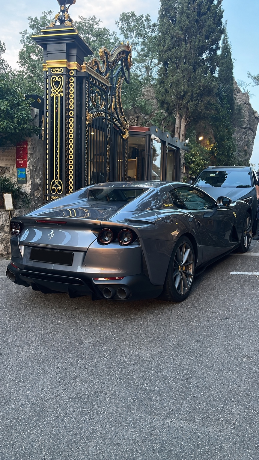 Ferrari 812 GTS real photo 4