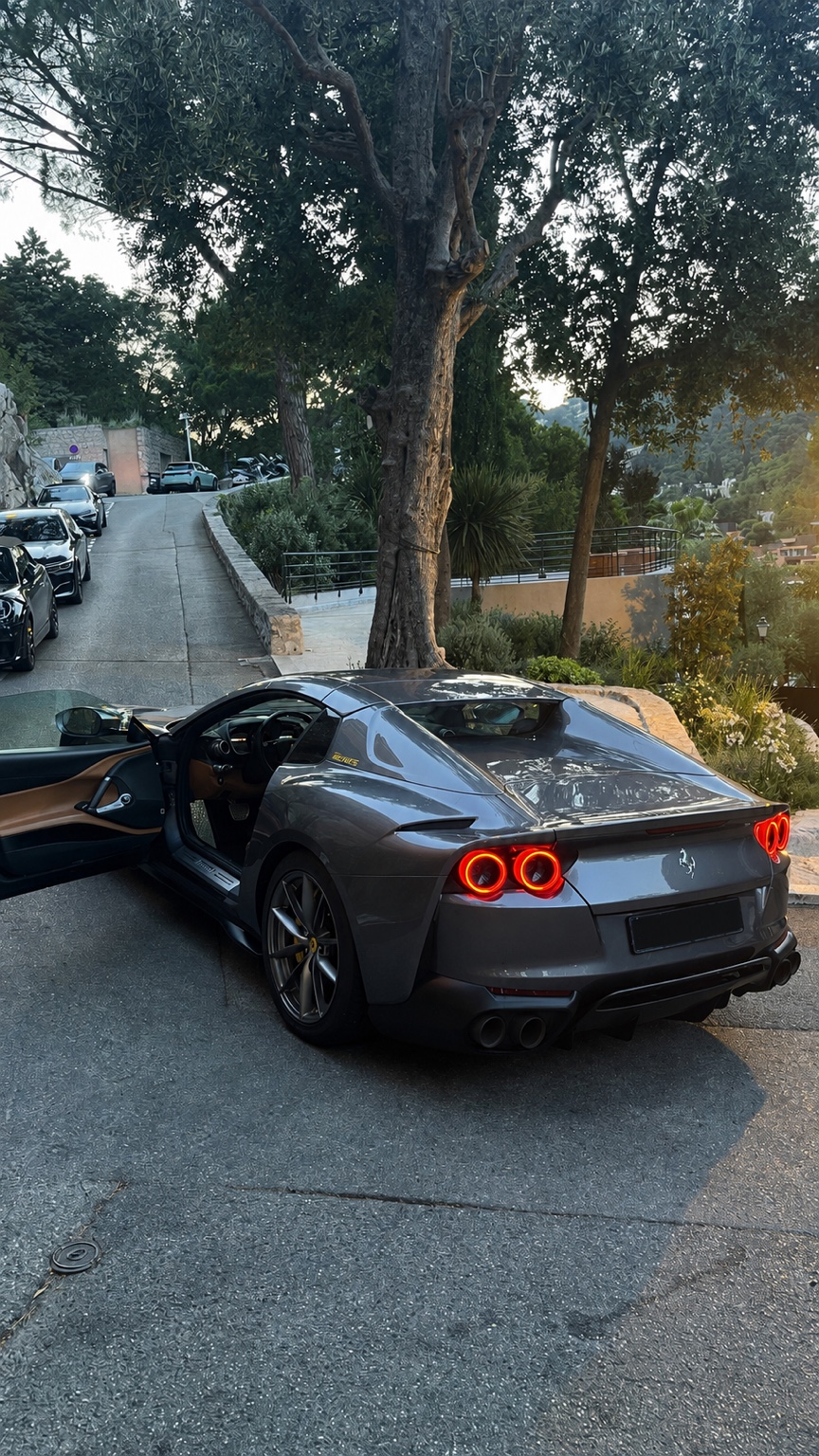 Ferrari 812 GTS real photo 6