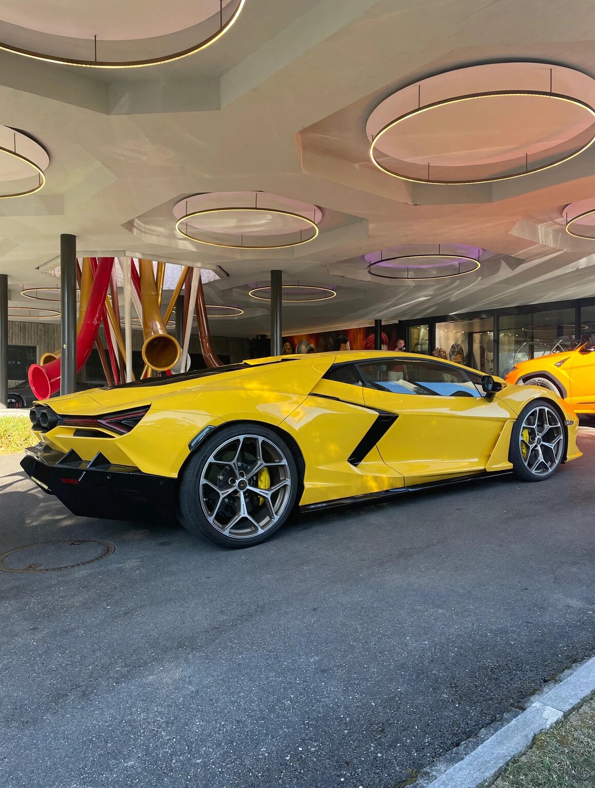 Lamborghini Revuelto in Giallo real photo 5