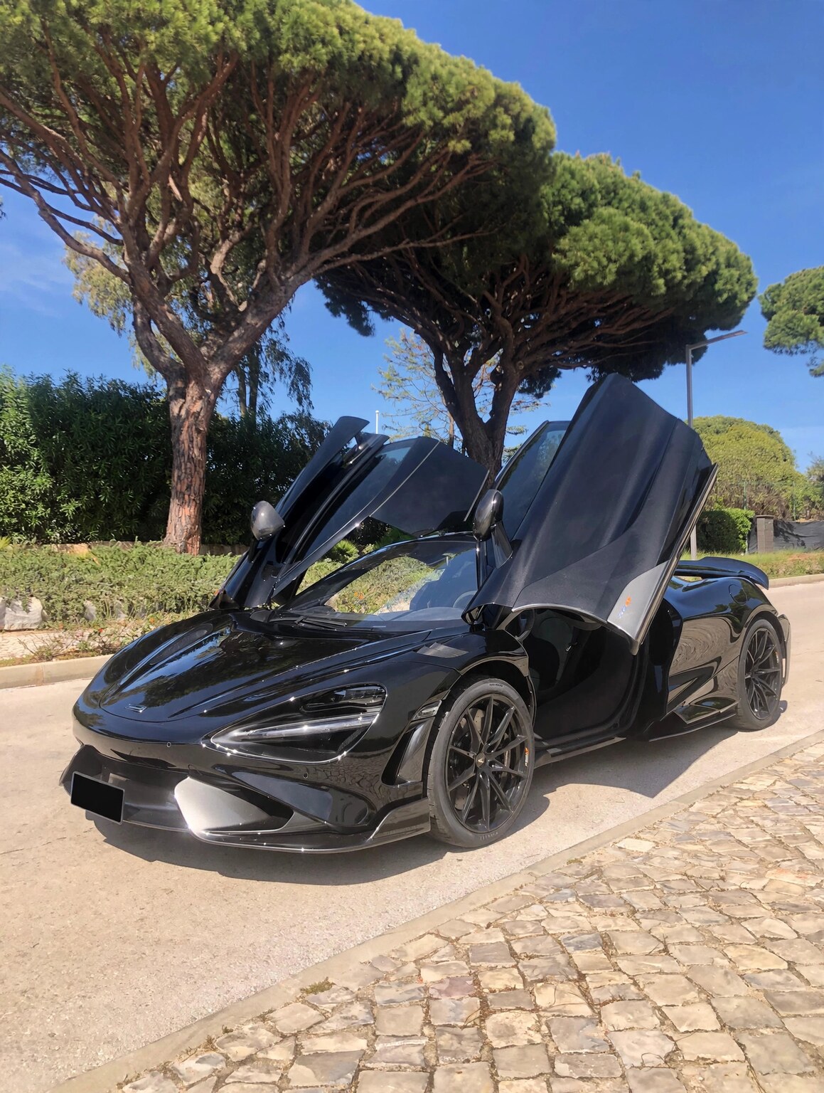 McLaren 765LT real photo 2