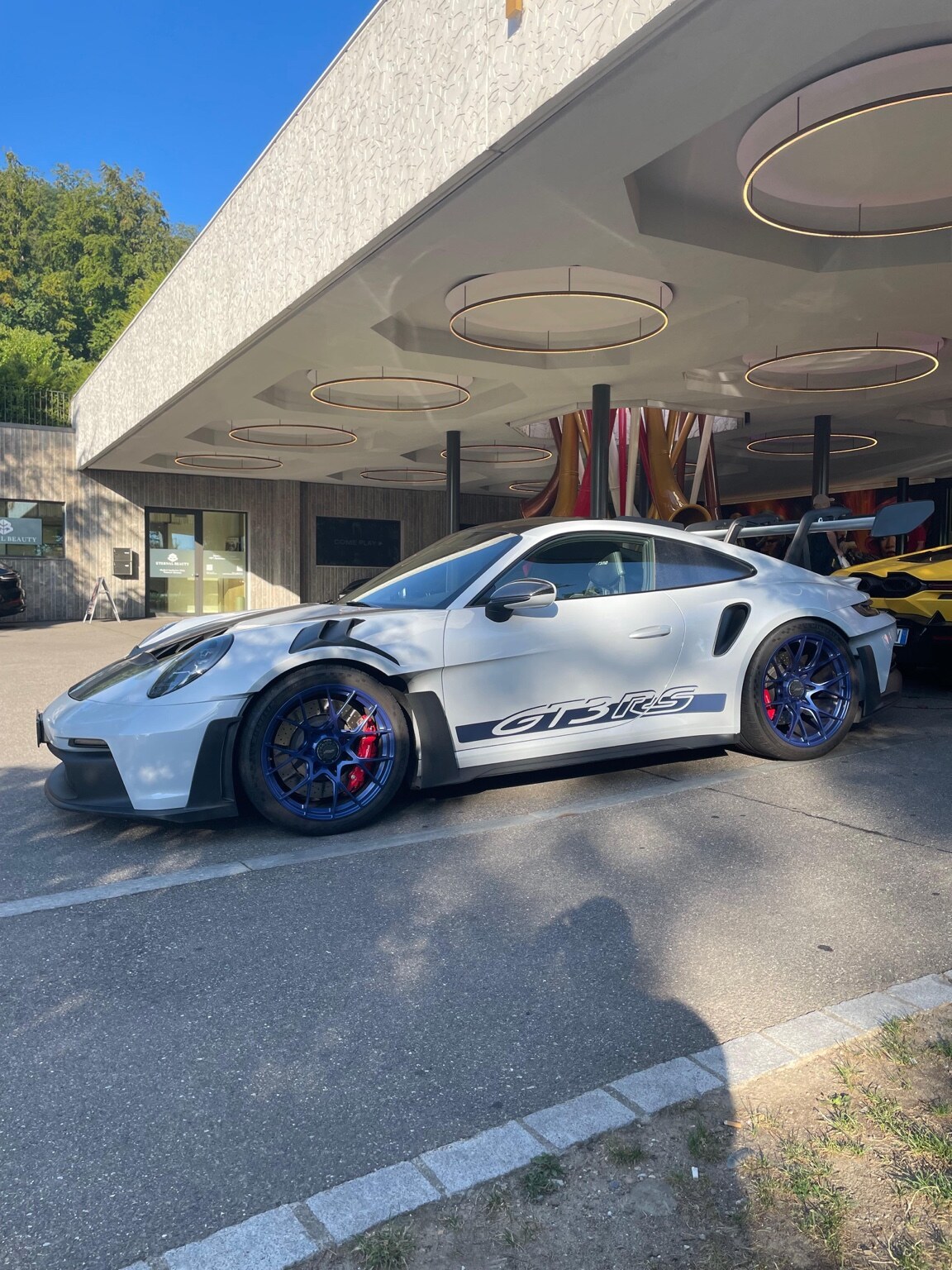 Porsche 911 GT3 RS real photo 2